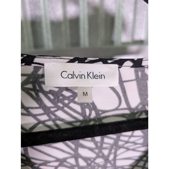 Calvin Klein Black White Abstract Print Cowl Neck Sleeveless Blouse Stretch Wome - Picture 3 of 5
